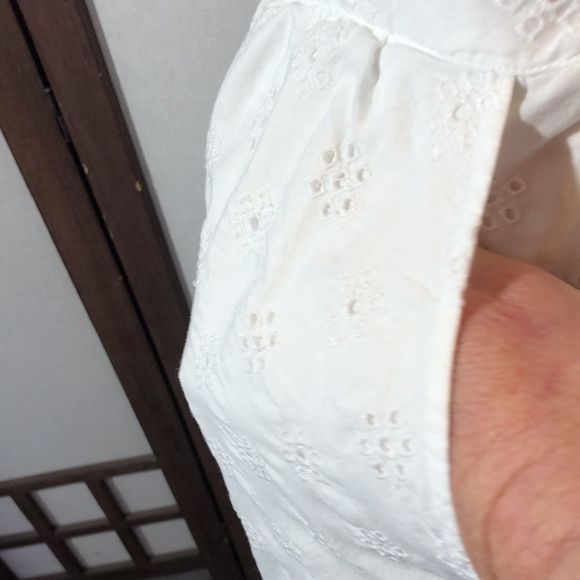 Aerie white eyelet romper embroidered eyelet/sz Sm/ spaghetti straps/cutout - Picture 4 of 14